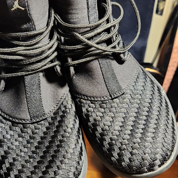 Jordan Basket Weave Sneakers - Picture 5 of 16